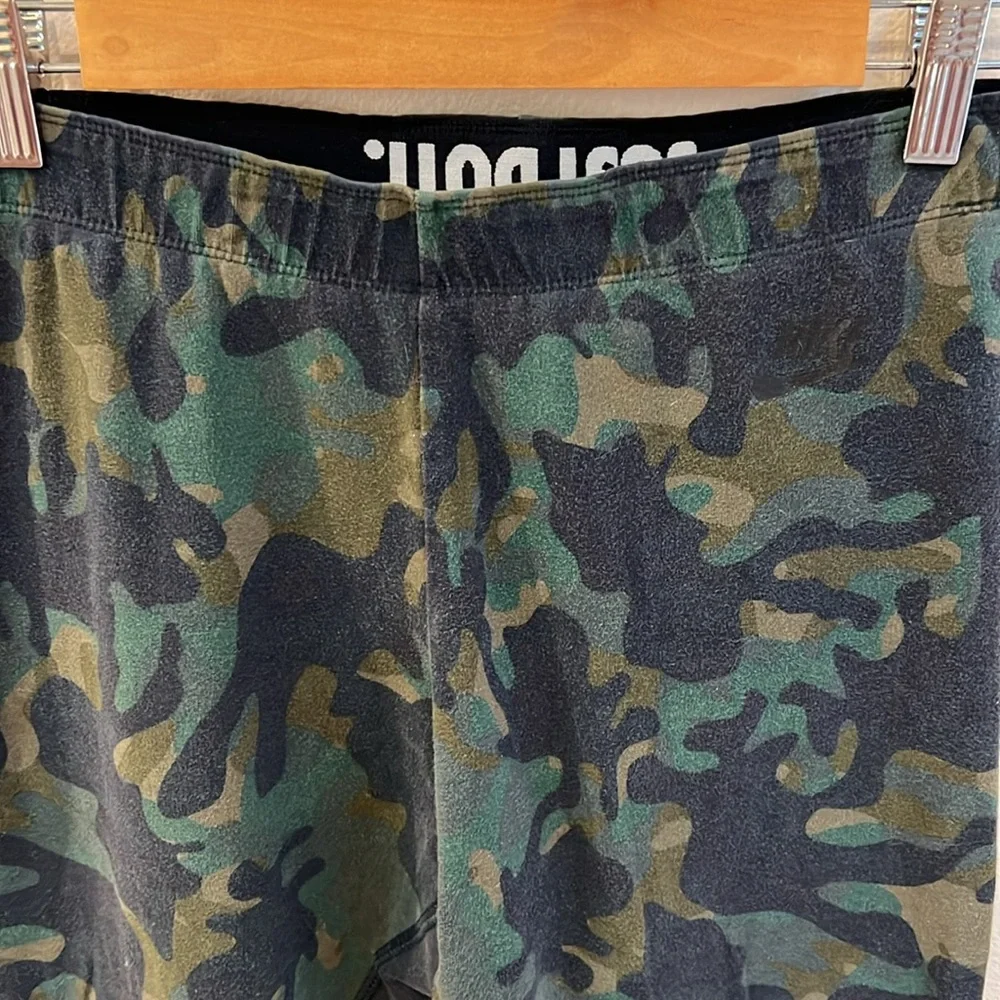 Camouflage Nike cotton leggings M